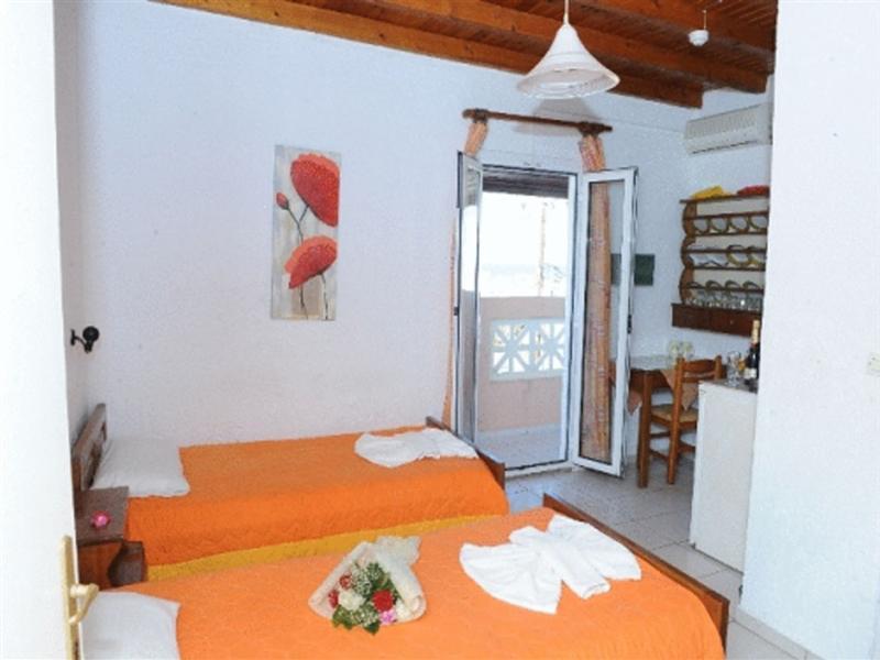 Kastro Beach Apartments 玛利亚 外观 照片
